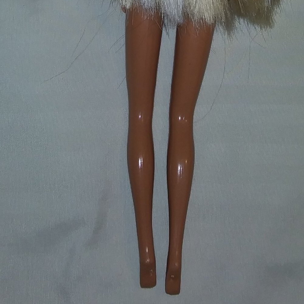 Vintage 1997 Blonde Pearl Beach Barbie Doll - Picture 5 of 5